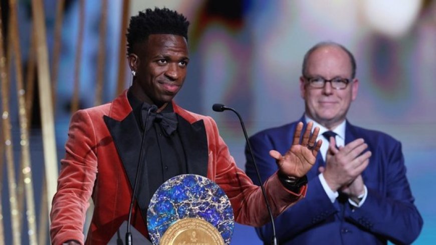 Vinicius Jr. Raih Penghargaan Socrates Award dan Bersumpah Melawan Rasisme di Dunia Sepakbola