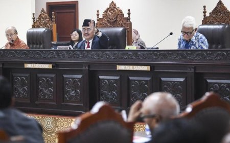 MKMK Tegur 9 Hakim Terkait Syarat Usia Capres-Cawapres
