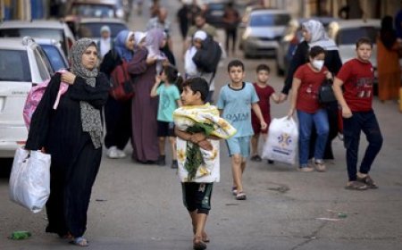 Krisis Kemanusiaan: Puluhan Ribu Warga Palestina Mengungsi dari Gaza, Mencari Perlindungan di Selatan