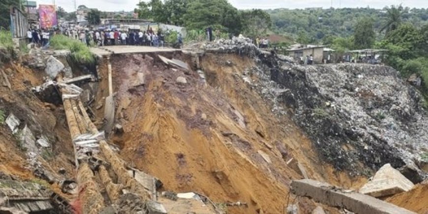 Tebing 25 Meter Longsor Timpa Rumah Warga di Bogor: Ancaman Longsor Membuat Warga Bersiaga