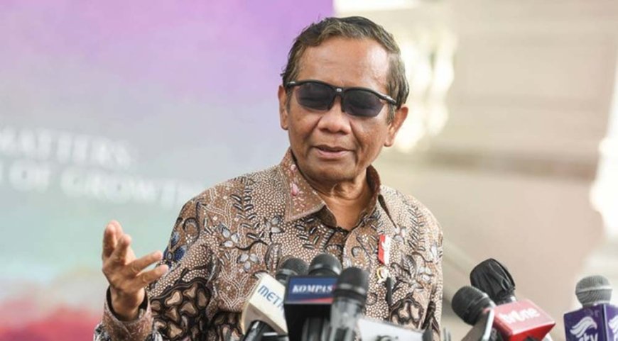 Mahfud MD, Calon Wakil Presiden, Klaim Berani Bongkar Kasus Korupsi: Ancaman Jenderal Tidak Meruntuhkan Komitmennya