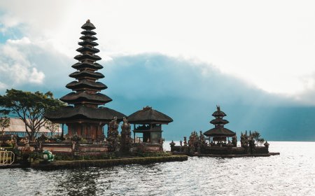 Indonesia Bersinar di Peta Wisata Dunia: Masuk 5 Besar Negara Terindah 2023 Menurut Titan Travel