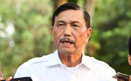Menko Luhut Binsar Pandjaitan Kembali Aktif: Bahas Potensi Energi dan Lingkungan dengan John Kerry