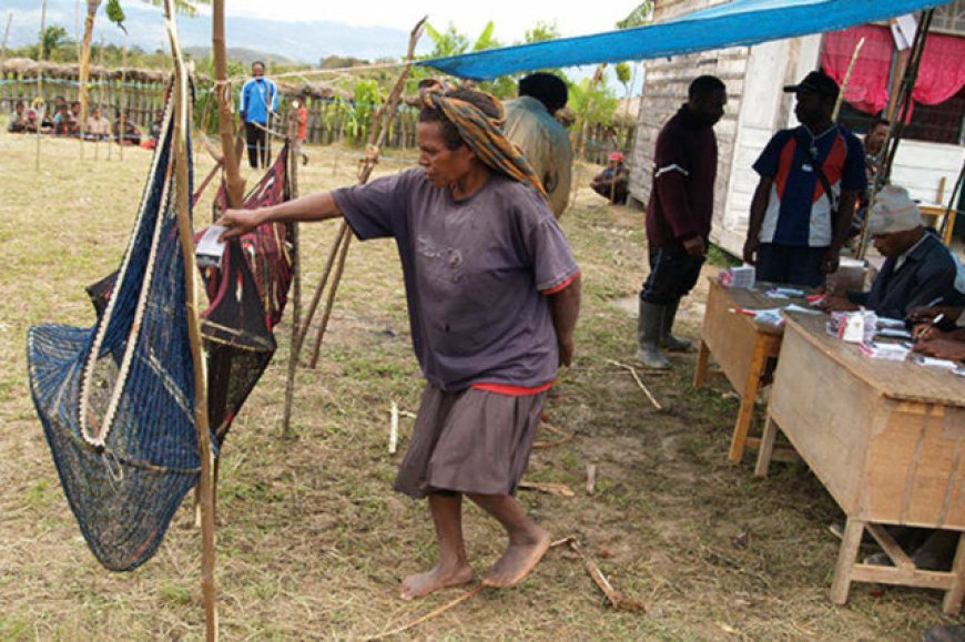 Sistem Noken: Keunikan Pemungutan Suara Papua yang Kaya Kearifan Lokal