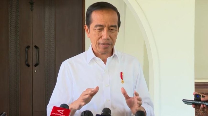 Jokowi Ingatkan Etika dan Sopan Santun Menyikapi Kritik BEM UGM