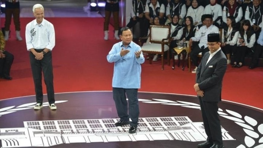 Berita Terkini: Analisis Gestur Anies, Prabowo, dan Ganjar dalam Debat Pertama Capres 2024