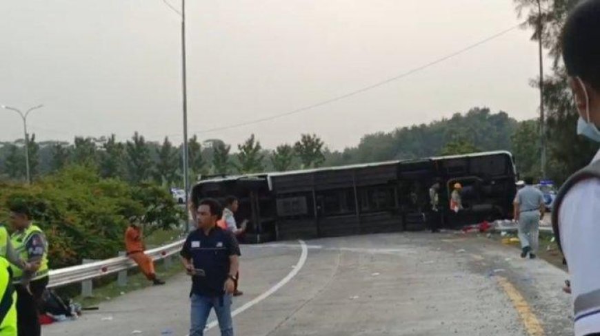 Tragedi Kecelakaan Maut di Tol Cipali, 7 Penumpang Bus Meninggal Dunia