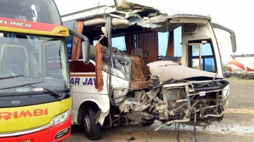 Tragedi Kecelakaan Maut di Tol Cipali, Tujuh Penumpang Tewas di KM 73