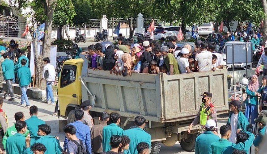 Mahasiswa Usir Paksa Pengungsi Rohingya di BMA Aceh, Menyulut Tangis Pengungsi