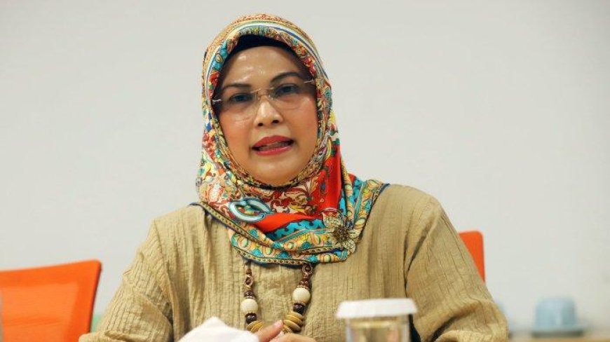 Siti Nur Azizah Mundur dari Jabatan Warek IV Unesa: Alasan Pribadi dan Dukungan Politik yang Meninggalkan Jejak