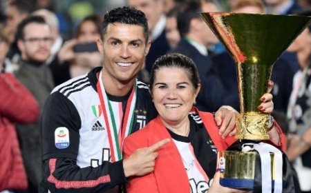 Cristiano Ronaldo berikan Kado Mewah untuk Ibunda dan Tamu Selebriti pada Ulang Tahun Ibunya