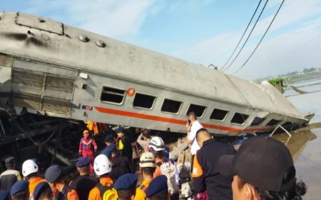Kronologi Kecelakaan Kereta KA Turangga dan KA Bandung Raya