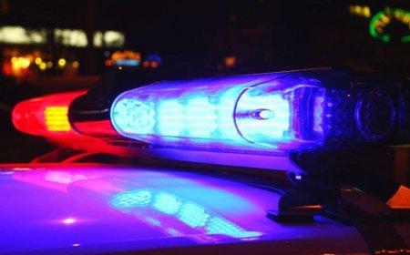 Kapolri Instruksikan Tutup Lampu Rotator Mobil Polisi dengan Kaca Film sebagai Respons Kritik, Langkah Proaktif untuk Kenyamanan Publik