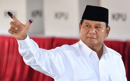 Prabowo Subianto Merespons Kontroversi: Presiden Boleh Memihak, Tetapi Aturan Harus Diperhatikan