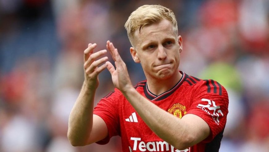 Donny van de Beek Dipinjamkan ke Eintracht Frankfurt oleh Manchester United