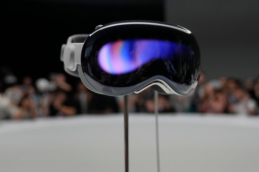 Apple Menggebrak Pasar Teknologi dengan Peluncuran Headset Vision Pro VR dan AR di Awal 2024