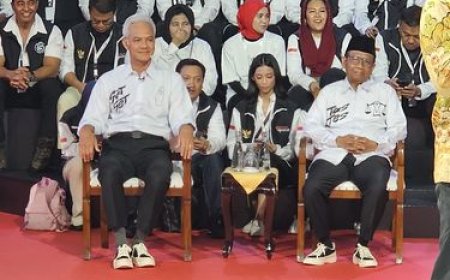 Relawan Ganjar-Mahfud Menuntut Pemilihan Ulang Pasca Pilpres 2024: Permintaan Penggantian KPU dan Bawaslu Jadi Sorotan