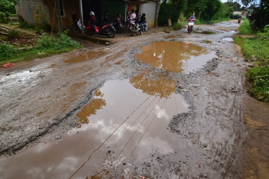 Perbaikan 'Jalur Neraka' Parung Panjang Bogor: Kementerian PUPR Ungkap Rencana Terang Benderang untuk Mengatasi Kecelakaan Fatal