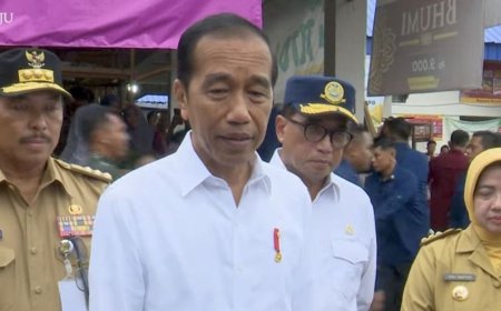 Jokowi Saat Dicecar soal Beras Naik: Tolong Jangan Terus Tanya ke Saya