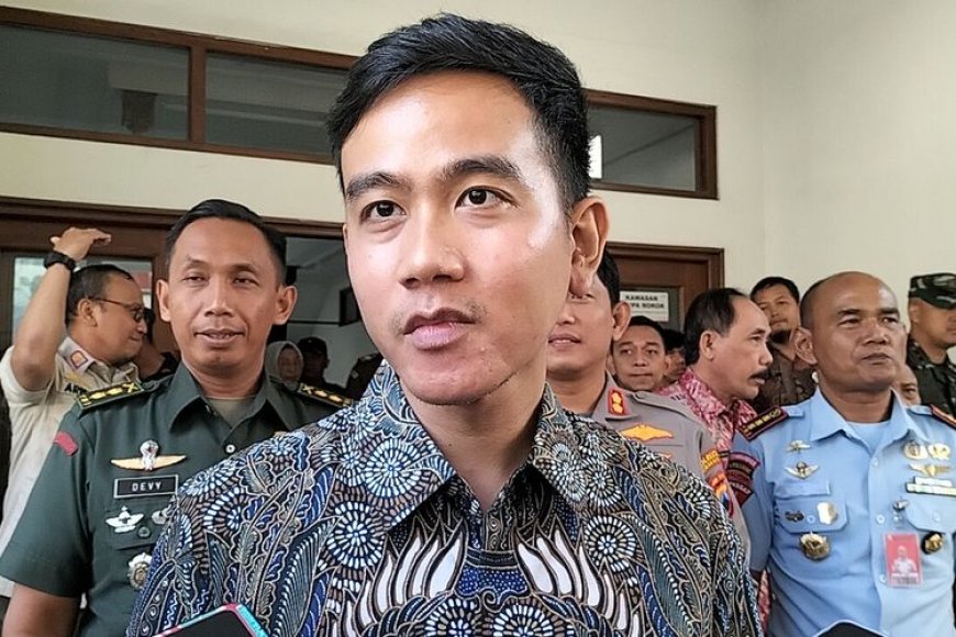 Gibran Diminta Klarifikasi Soal Rumor Jokowi Gabung Golkar: Masyarakat Diminta Bersikap Bijak