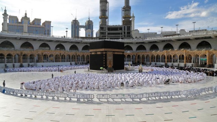 Arab Saudi Kini Bolehkan Jemaah Buka Puasa Bersama di Masjidil Haram