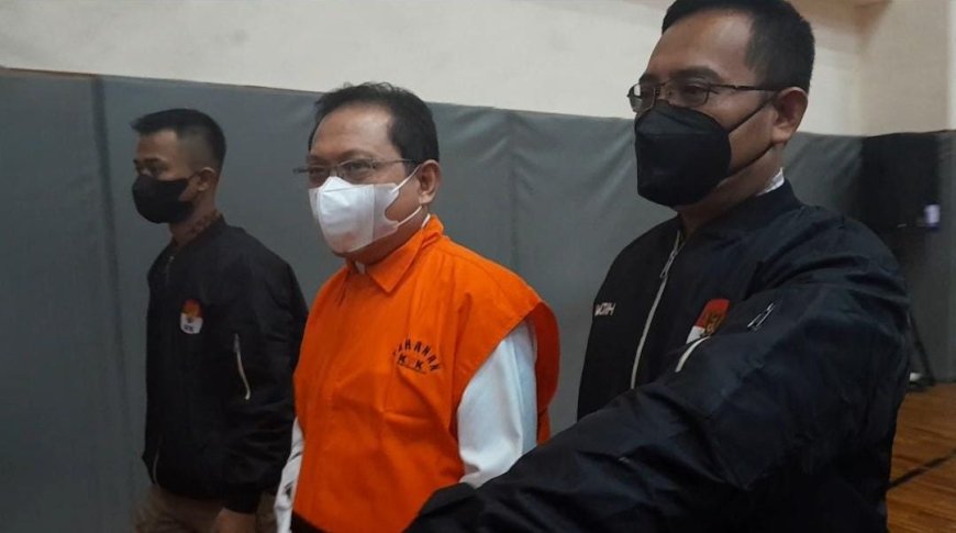 Sekretaris Mahkamah Agung Dituntut 13 Tahun Penjara atas Kasus Suap Perkara